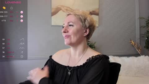 Nika online show from December 2024 12:11:02 PM