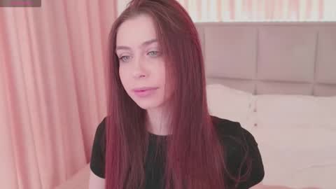 Snapshot of nikaletta chatting on April 2026 09:25:01 AM Nika online show from April 2026 09:25:01 AM
