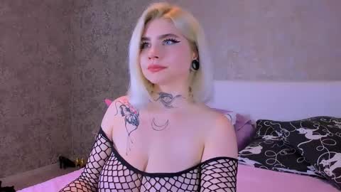 nikarocks online show from September 2025 10:10:02 PM