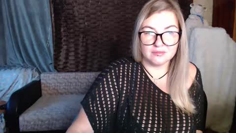 Snapshot of nikaskylink chatting on October 2025 03:54:02 AM Nika online show from October 2025 03:54:02 AM