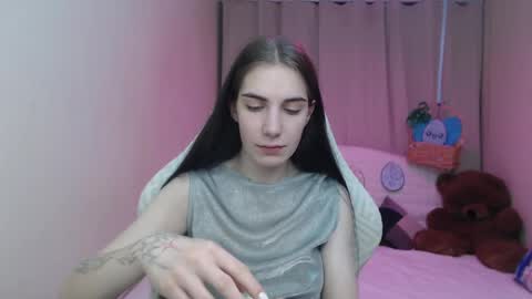 nikastarkk online show from April 2026 06:50:01 PM