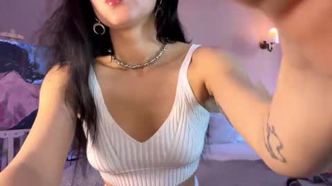 Snapshot of nikavenus chatting on November 2025 07:30:02 AM Nika online show from November 2025 07:30:02 AM