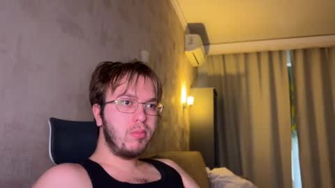 Celine online show from November 2025 05:53:01 AM