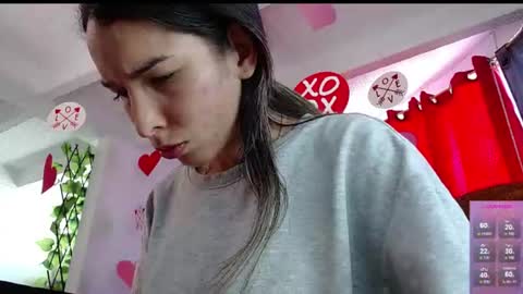 Snapshot of niki_1998 chatting on June 2026 05:22:01 PM Natalia online show from June 2026 05:22:01 PM