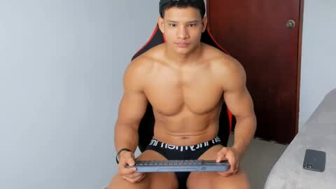 niki online show from October 2025 12:22:02 PM