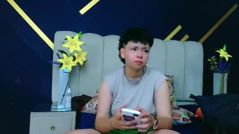 Nikievanz online show from April 2026 04:28:01 AM