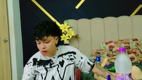 Nikievanz online show from May 2026 05:04:02 AM
