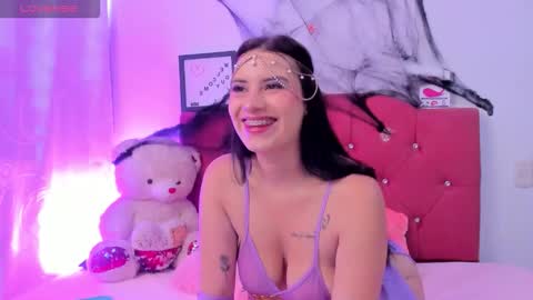 Snapshot of nikii_28 chatting on October 2025 01:23:02 PM Nikii online show from October 2025 01:23:02 PM