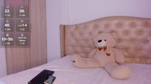Niikii online show from June 2026 03:07:02 PM