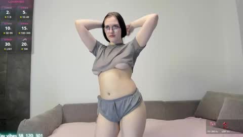 Nicole online show from March 2026 08:03:02 AM