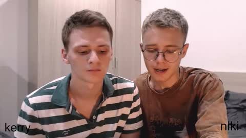 Snapshot of nikikerry_cum_ chatting on October 2025 03:56:02 PM nikikerry_cum_ online show from October 2025 03:56:02 PM