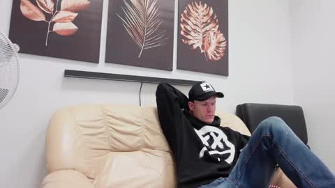 Snapshot of nikki_hard chatting on December 2024 07:13:02 AM nikki online show from December 2024 07:13:02 AM