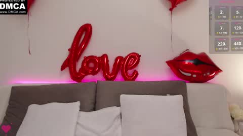 Snapshot of nikki_maks chatting on February 2025 06:56:01 AM The next broadcast will be on at 900 UTC3 online show from February 2025 06:56:01 AM