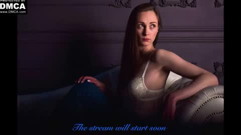 Snapshot of nikki_maks chatting on October 2025 05:46:01 AM The next broadcast will be on at 900 UTC3 online show from October 2025 05:46:01 AM