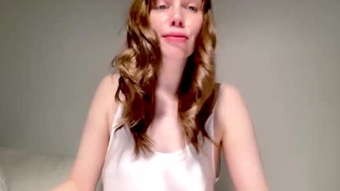 Snapshot of nikki_mi chatting on November 2025 09:53:01 AM Nikki online show from November 2025 09:53:01 AM