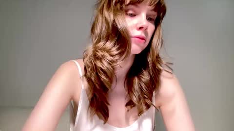 Snapshot of nikki_mi chatting on November 2025 09:48:02 AM Nikki online show from November 2025 09:48:02 AM