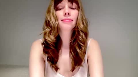 Snapshot of nikki_mi chatting on November 2025 10:14:01 AM Nikki online show from November 2025 10:14:01 AM