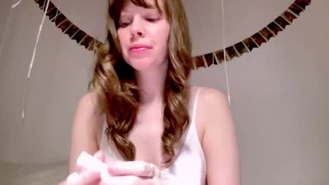 Snapshot of nikki_mi chatting on December 2025 10:02:01 AM Nikki online show from December 2025 10:02:01 AM