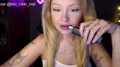 nicolette online show from September 2025 05:12:02 PM