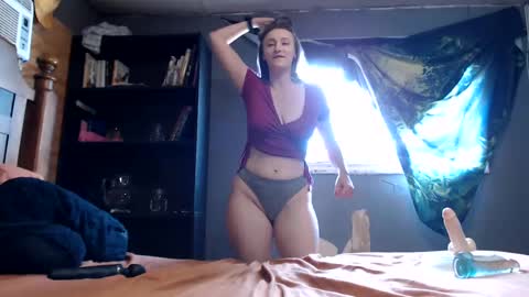 Nikki online show from September 2025 03:39:01 PM