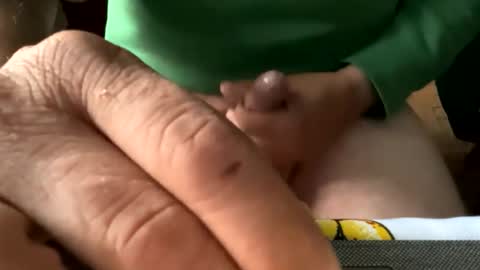 Snapshot of nikko196969 chatting on October 2025 01:00:02 PM nikko196969 online show from October 2025 01:00:02 PM