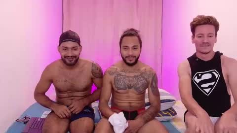 Snapshot of niko_roko chatting on October 2025 05:26:02 AM niko_roko online show from October 2025 05:26:02 AM