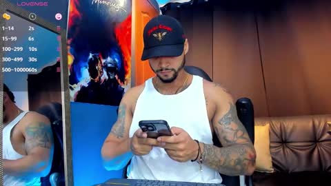 Snapshot of nikolahank1 chatting on January 2025 07:04:02 AM Nikola Hank online show from January 2025 07:04:02 AM