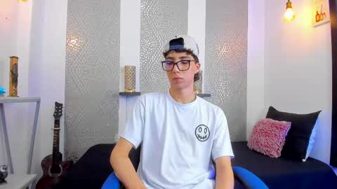    online show from February 2025 04:24:02 AM