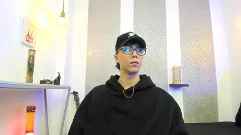    online show from September 2025 04:00:01 AM