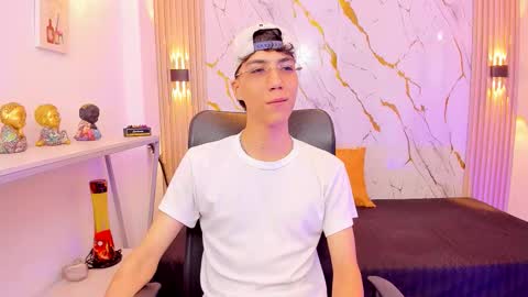    online show from February 2026 04:28:02 AM