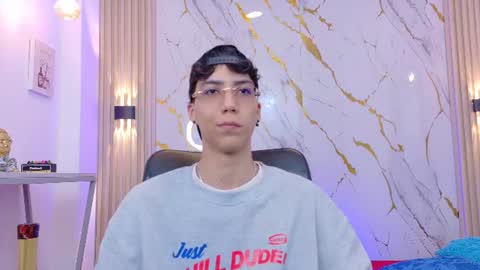 Snapshot of nikolay_gregori chatting on June 2026 03:53:02 AM online show from June 2026 03:53:02 AM