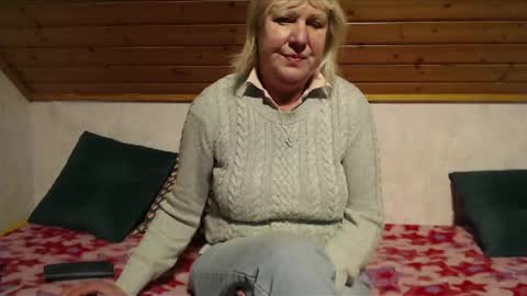 Snapshot of nikole111 chatting on January 2025 03:52:01 PM Nikole1 online show from January 2025 03:52:01 PM