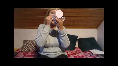 Snapshot of nikole111 chatting on October 2025 10:45:01 AM Nikole1 online show from October 2025 10:45:01 AM