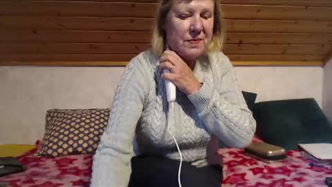 Snapshot of nikole111 chatting on October 2025 10:21:02 AM Nikole1 online show from October 2025 10:21:02 AM