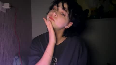 Snapshot of nikoli_naw chatting on January 2025 07:55:01 PM nikoli_naw online show from January 2025 07:55:01 PM