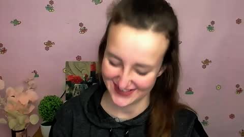 Snapshot of nikolleta_m chatting on October 2025 06:46:02 AM Nikolleta online show from October 2025 06:46:02 AM