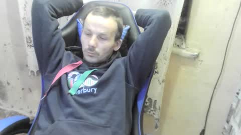 nikolos22 online show from November 2025 10:59:02 PM