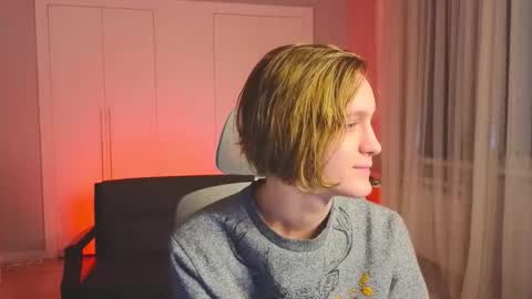 Snapshot of nikompell chatting on January 2025 03:17:01 AM niko online show from January 2025 03:17:01 AM