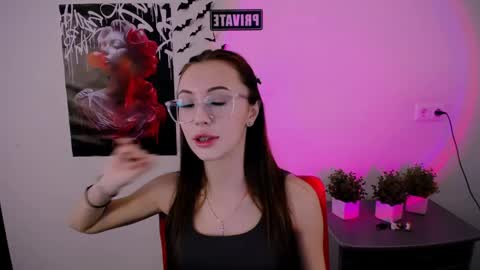 Snapshot of nikonara_ chatting on March 2025 10:29:02 AM nikonara_ online show from March 2025 10:29:02 AM