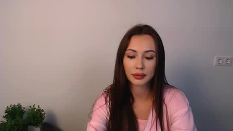 Snapshot of nikonara_ chatting on October 2025 12:05:02 PM nikonara_ online show from October 2025 12:05:02 PM