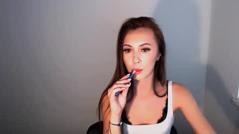 Snapshot of nikonara_ chatting on November 2025 01:39:02 PM nikonara_ online show from November 2025 01:39:02 PM