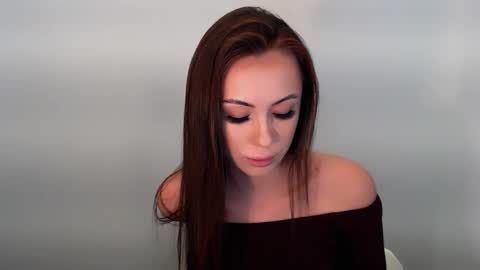 Snapshot of nikonara_ chatting on November 2025 12:42:01 PM nikonara_ online show from November 2025 12:42:01 PM