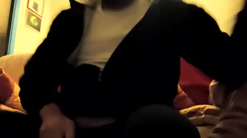 Snapshot of niks1412985 chatting on November 2025 12:54:02 AM Niks online show from November 2025 12:54:02 AM