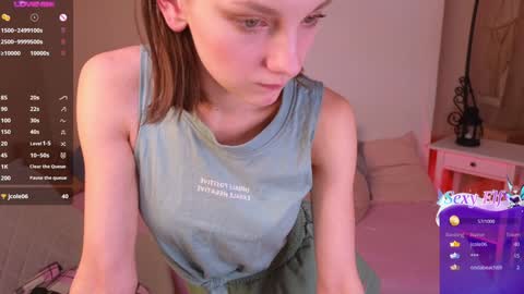 Snapshot of nillie_kelly chatting on December 2024 06:04:01 AM Nillie online show from December 2024 06:04:01 AM