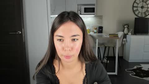 Snapshot of nilliluv chatting on February 2026 09:52:02 AM Bella online show from February 2026 09:52:02 AM