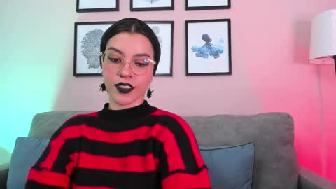 Nina online show from January 2026 10:56:01 PM