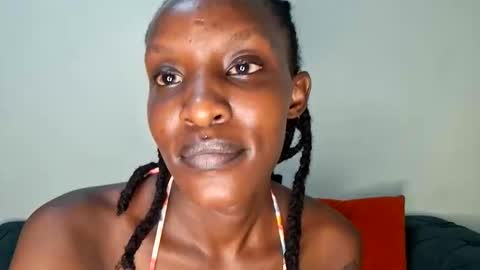 nina_bambi online show from December 2025 07:44:01 PM