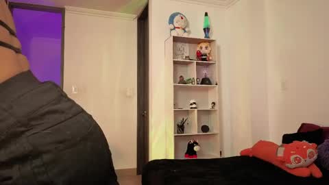 Nina Neon Nostrade online show from April 2026 11:16:02 PM