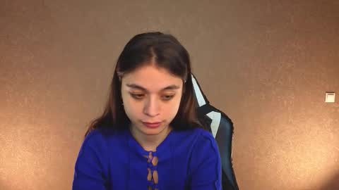 Ketrin online show from November 2025 03:05:01 AM