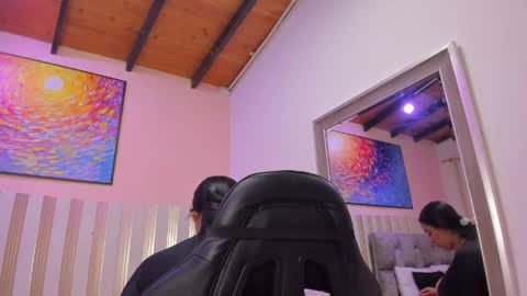 nina_glow_ online show from April 2026 11:15:01 AM